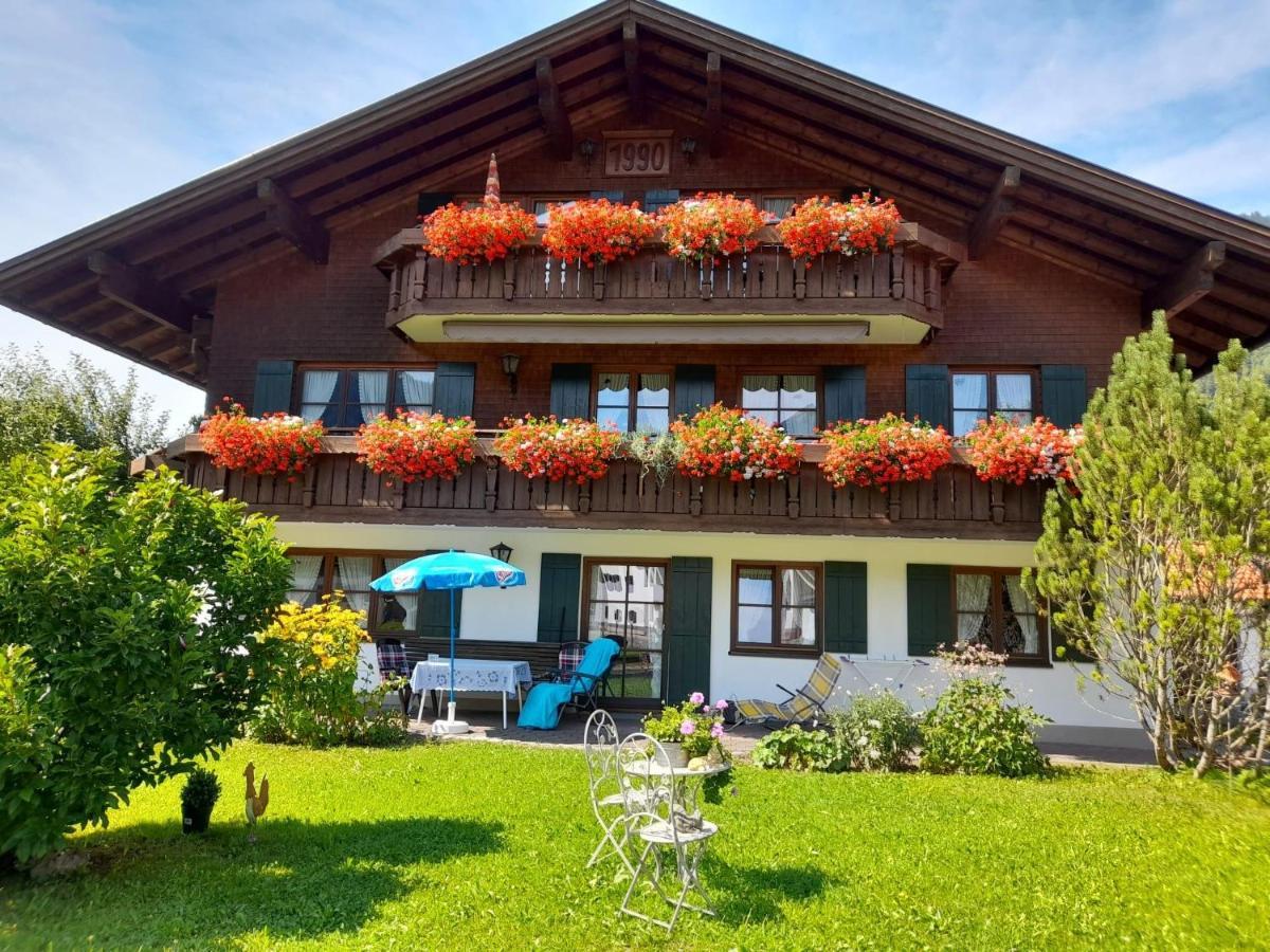 Haus Angelika Lägenhet Bad Hindelang Exteriör bild